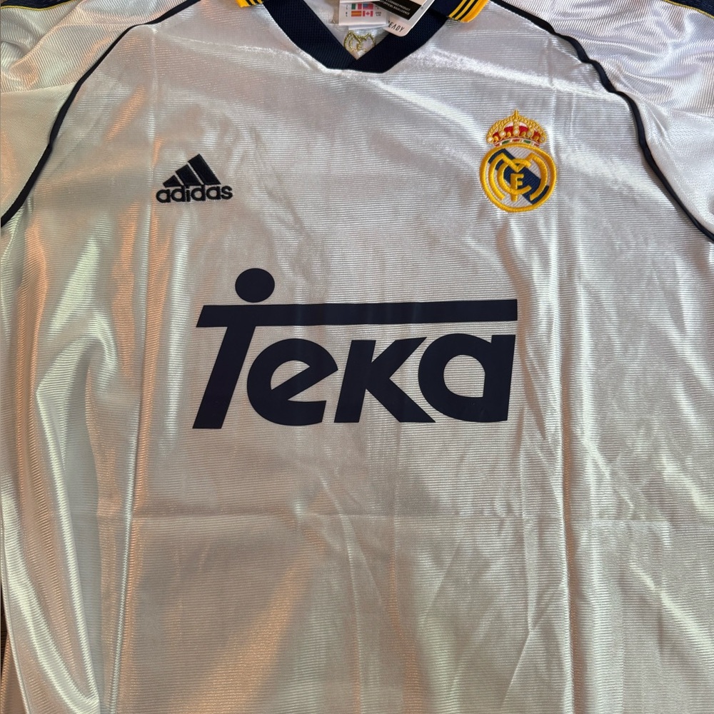 Real Madrid 1999 Vintage Jersey, Raul, Size L (ALL SIZES AVAILABLE)